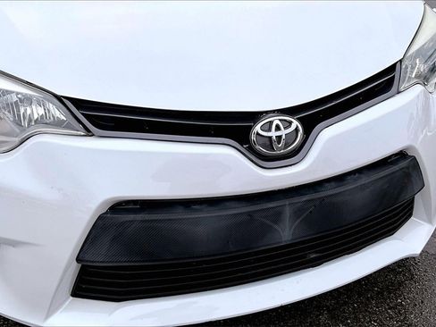 Used 2015 Toyota Corolla LE image 28