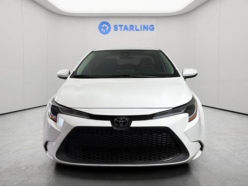 Used 2020 Toyota Corolla LE FWD image 16