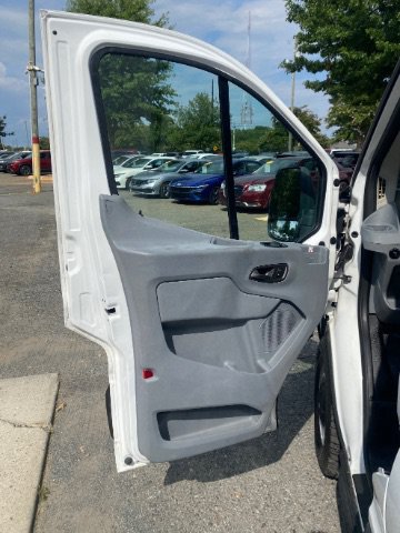 Used 2019 Ford Transit 250 130 Low Roof RWD image 15
