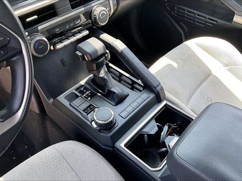 Used 2025 Toyota 4Runner SR5 AWD/4WD image 16