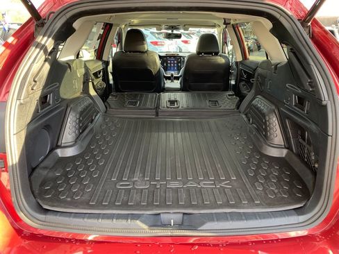 Used 2022 Subaru Outback Limited image 29