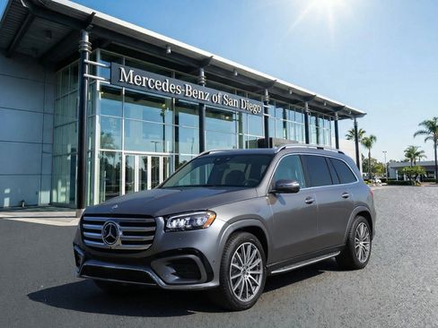 New 2026 Mercedes-Benz GLS 580 4MATIC image 1