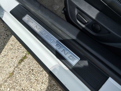 Used 2025 Ford Mustang Premium RWD image 17