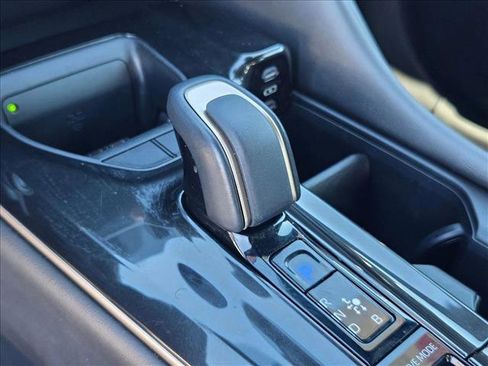 Certified 2025 Toyota Crown Nightshade image 12