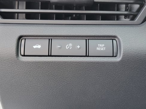 New 2025 Nissan Altima 2.5 SR w/ SR Premium Package FWD image 32