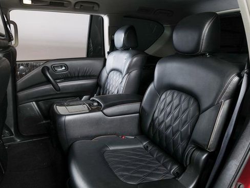 Used 2021 Nissan Armada Platinum w/ Captain's Chairs Package image 5