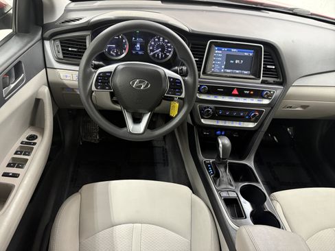 Used 2019 Hyundai Sonata SE FWD image 10