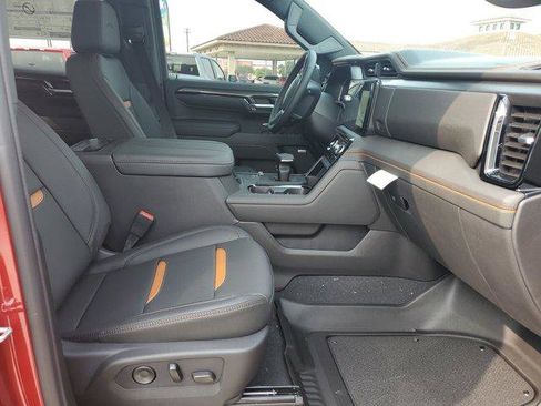 New 2026 GMC Sierra 1500 AT4 w/ AT4 Premium Package AWD/4WD image 10