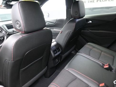 Used 2022 Chevrolet Equinox RS w/ LPO, Floor Liner Package image 23