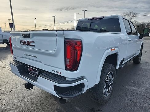 Used 2023 GMC Sierra 2500 AT4 w/ AT4 Preferred Package image 3