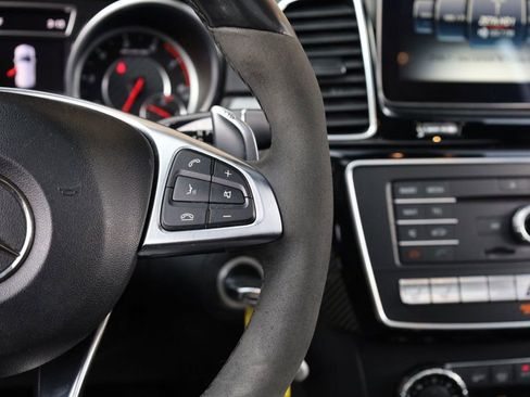 Used 2018 Mercedes-Benz GLE 63 AMG AMG GLE 63 4MATIC SUV image 32