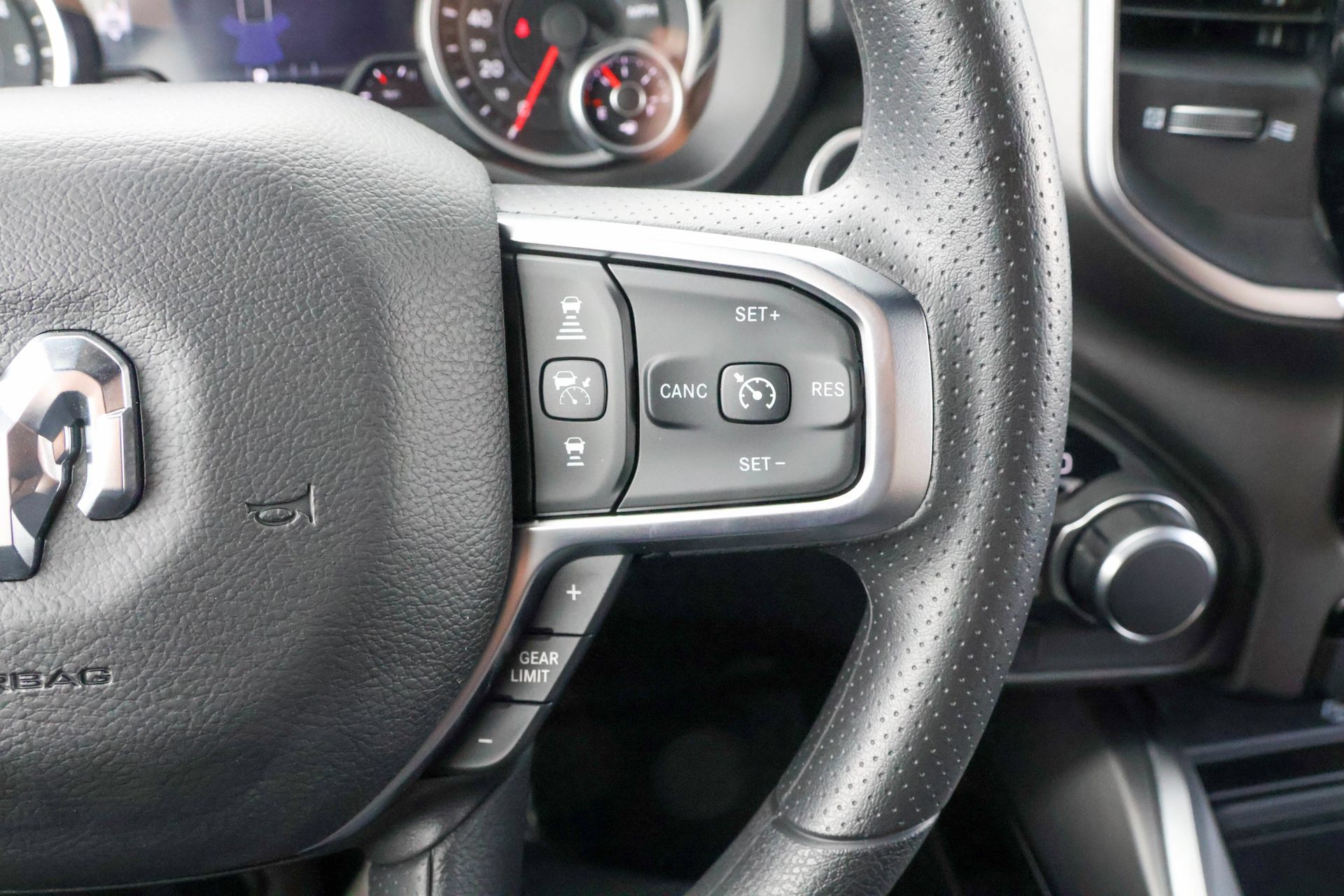 New 2026 RAM 1500 Express AWD/4WD image 47