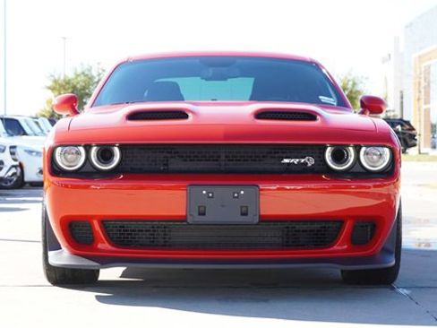 Used 2023 Dodge Challenger SRT Hellcat w/ Driver Convenience Group image 2