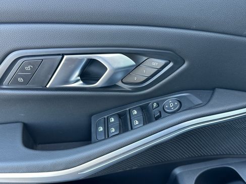 Used 2025 BMW 330i xDrive Sedan w/ Convenience Package image 12