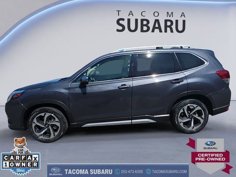 Used 2023 Subaru Forester Touring image 2
