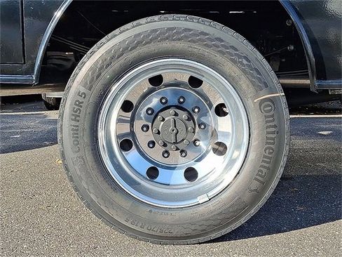 New 2026 Ford F450 XLT w/ XLT Value Package image 4