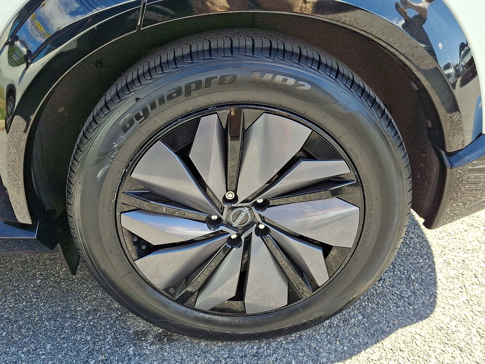 Certified 2023 Nissan Ariya AWD image 30