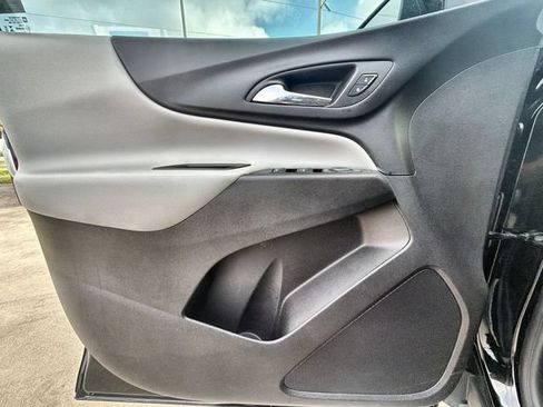 Used 2024 Chevrolet Equinox LS w/ Midnight Edition FWD image 21