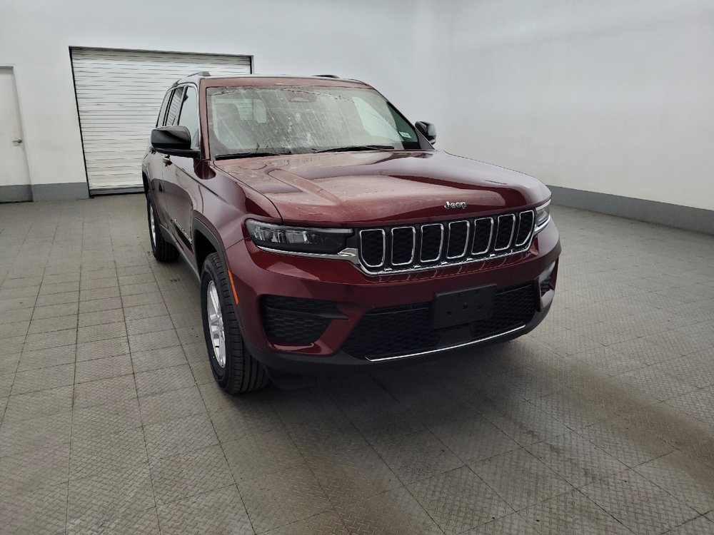 Used 2023 Jeep Grand Cherokee Laredo w/ Luxury Tech Group I AWD/4WD image 14