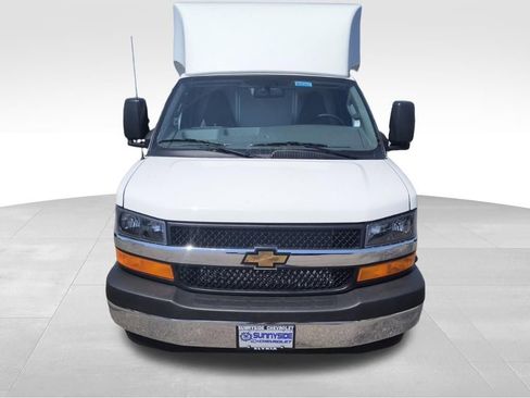 New 2026 Chevrolet Express 3500 w/ Power Convenience Package RWD image 15