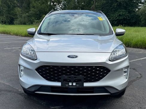 Used 2020 Ford Escape Titanium AWD/4WD image 2