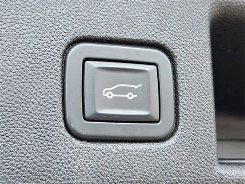 Used 2019 Chevrolet Equinox LT image 29