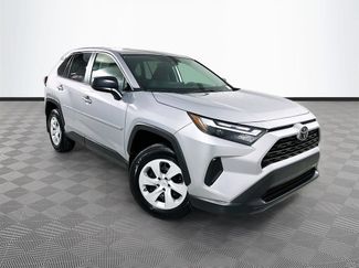 Used 2024 Toyota RAV4 LE AWD/4WD video 1