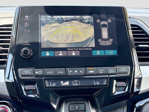 Certified 2022 Honda Odyssey Touring image 16