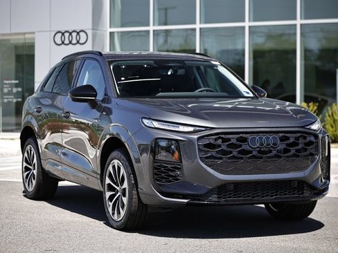 New 2026 Audi Q3 quattro 2.0T AWD/4WD image 2