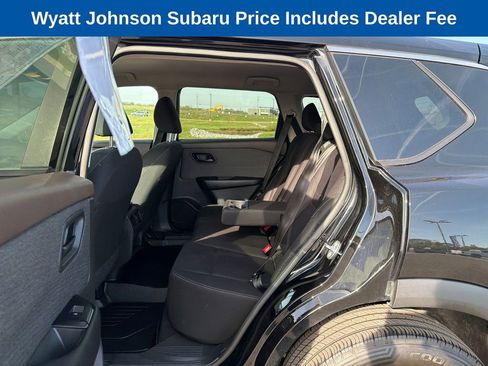 Used 2023 Nissan Rogue S AWD/4WD image 27