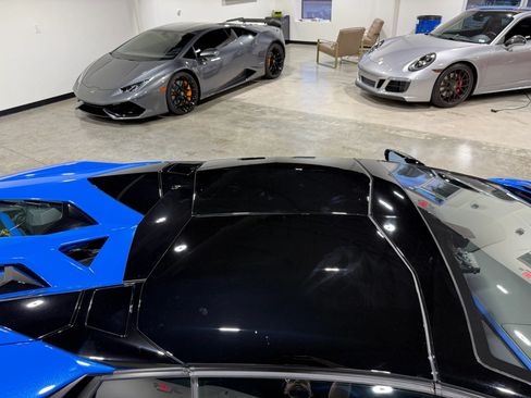 Used 2018 Lamborghini Aventador S AWD/4WD image 52