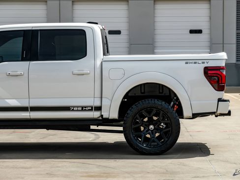 Used 2024 Ford F150 Lariat w/ Equipment Group 502A High image 9