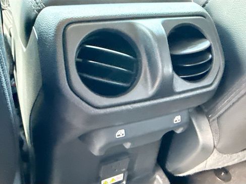 Certified 2022 Jeep Wrangler Unlimited Sahara w/ Cold Weather Group AWD/4WD image 28