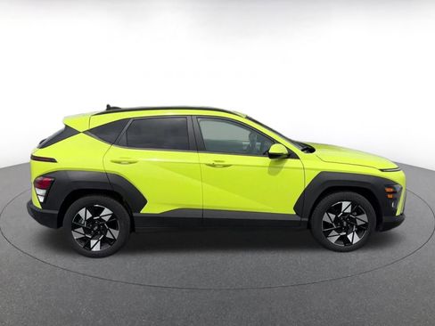 Used 2025 Hyundai Kona SEL FWD image 16