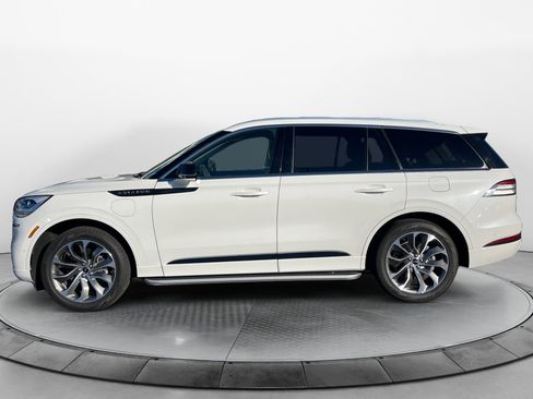 Used 2021 Lincoln Aviator Grand Touring w/ Equipment Group 301A image 4