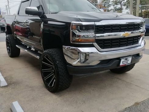 Used 2017 Chevrolet Silverado 1500 LT w/ All Star Edition image 6