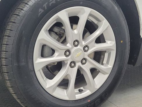 Used 2019 Chevrolet Equinox LT w/ Driver Convenience Package FWD image 31