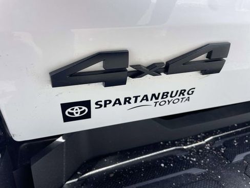 Used 2025 Toyota Tundra SR AWD/4WD image 9