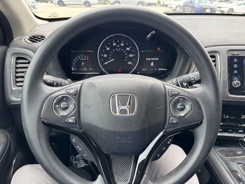 Used 2020 Honda HR-V EX image 8