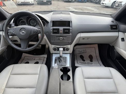 Used 2010 Mercedes-Benz C 300 4MATIC Sedan image 17