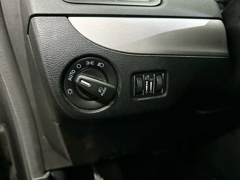 Used 2016 Dodge Grand Caravan R/T w/ Driver Convenience Group FWD image 11