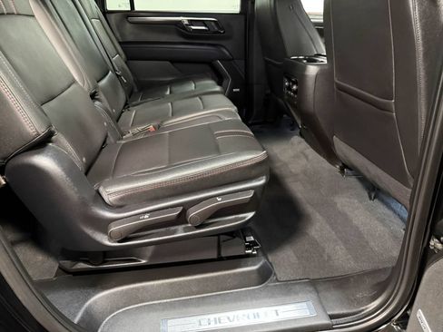 Used 2025 Chevrolet Suburban RST w/ Comfort Package AWD/4WD image 65