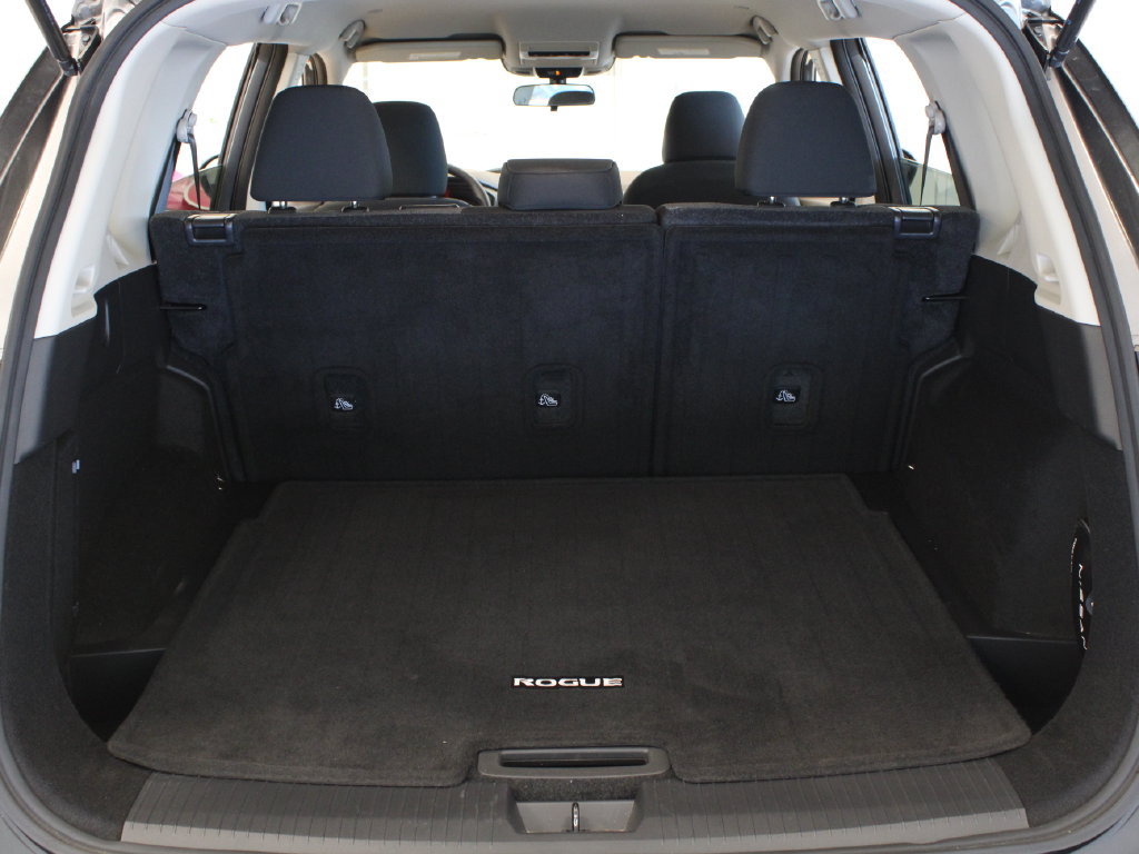 Used 2022 Nissan Rogue S FWD image 32