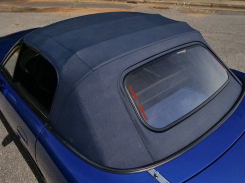 Used 1999 MAZDA MX-5 Miata 10th Anniversary Edition RWD image 31