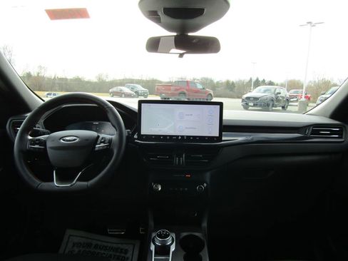 Used 2023 Ford Escape ST-Line Select w/ Tech Pack #2 image 39