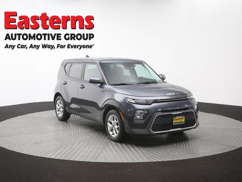 Used 2022 Kia Soul LX w/ Technology Package FWD image 48