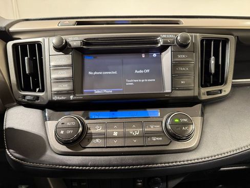 Used 2015 Toyota RAV4 XLE image 27