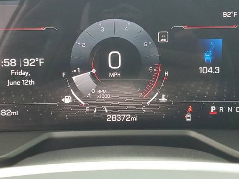Used 2025 GMC Acadia Elevation FWD image 28