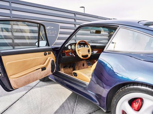 Used 1997 Porsche 911 Turbo image 38