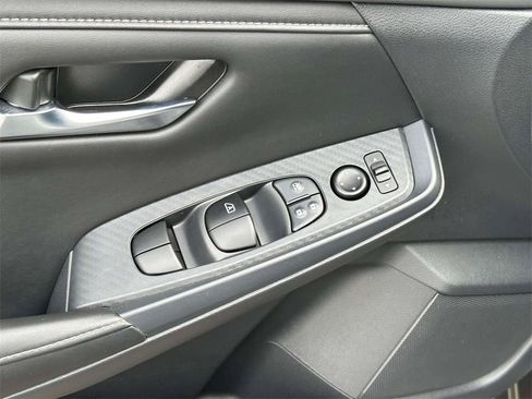 Certified 2024 Nissan Sentra SV w/ SV Premium Package image 15